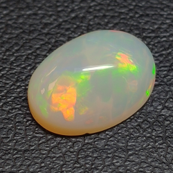 1,72ct Opale ovale 10,7x7,8 mm