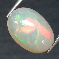 1,72ct Ópalo talla oval 10,7x7,8 mm
