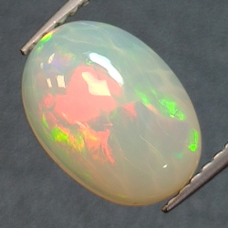 1,72ct Ópalo talla oval 10,7x7,8 mm