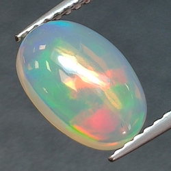 1,26ct Opale taglio ovale 9,8x6,5 mm