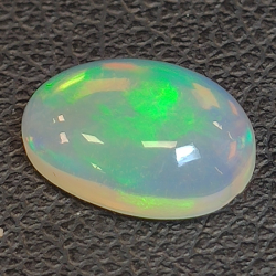 1,26ct Opale taglio ovale 9,8x6,5 mm