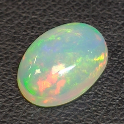 1,62ct Opale ovale 10,3x7,5 mm