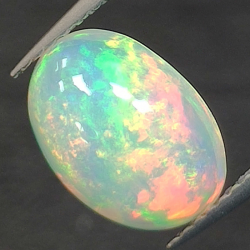 1,62ct Ópalo talla oval 10,3x7,5 mm