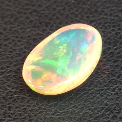 1,62ct Opale ovale 10,3x7,5 mm