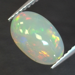 0,99ct Opale taglio ovale 10,3x6,6 mm
