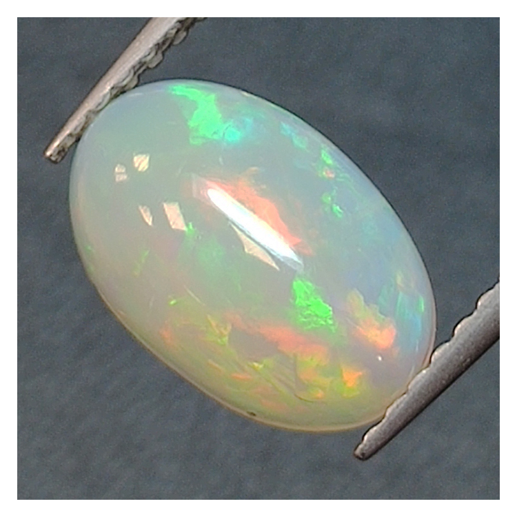 0,99ct Oval cut opal 10,3x6,6 mm
