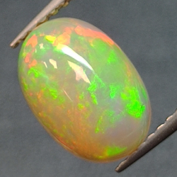 1,52ct Ópalo talla oval 10,1x7,08 mm