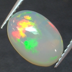 1,22ct Opale ovale 10,1x7,1 mm