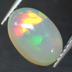 1,22ct Oval cut opal 10,1x7,1 mm