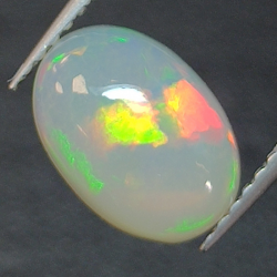 1,22ct Opale ovale 10,1x7,1 mm