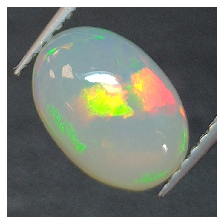 1,22ct Opal im Ovalschliff 10,1x7,1 mm