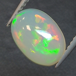 1,22ct Opale ovale 10,1x7,1 mm