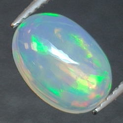 1,29ct Ópalo talla oval 9,7x7,03 mm