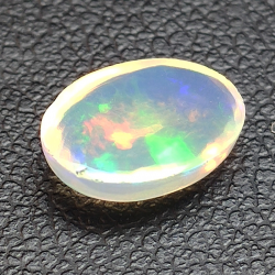 1,29ct Ópalo talla oval 9,7x7,03 mm