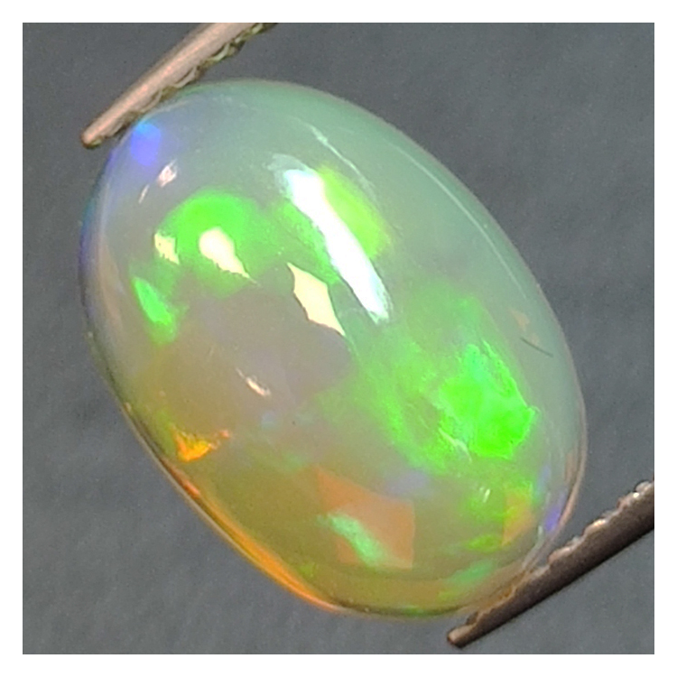 1,70ct Ópalo talla oval 11,1x7,6 mm