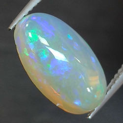 2,32ct Opale ovale 12,9x7,6 mm