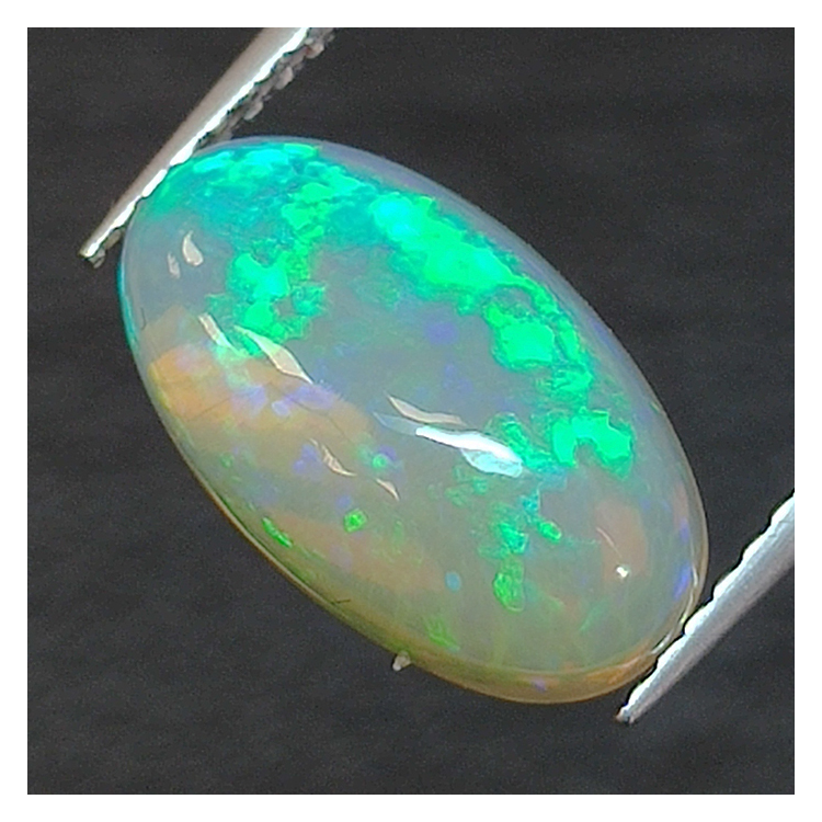 2,32ct Ópalo talla oval 12,9x7,6 mm