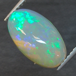 2,32ct Opale ovale 12,9x7,6 mm