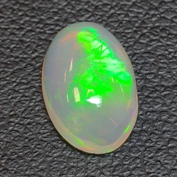 1,15ct Oval cut opal 10,2x6,6 mm