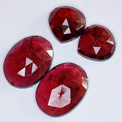 11,55 ct 4 Grenat Damero Ovale & Poire Aprox 8 x 8 & 12 x 9 mm