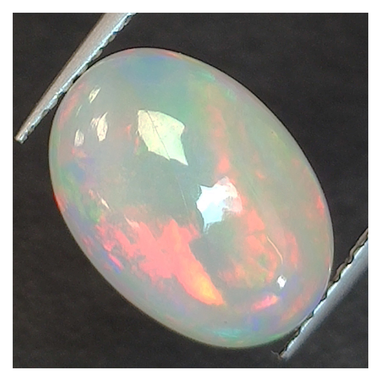 2,56ct Oval cut opal 12,4x8,9 mm