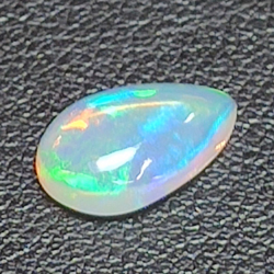 1,29ct Ópalo en Cabujón Talla pera 11,2x7,1 mm
