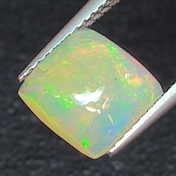 1,36ct Opale taglio baguette 8,2 mm