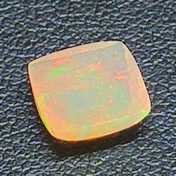 1,36ct Ópalo talla baguette 8,2mm
