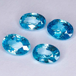 4,53 ct 4 Oval Natural Zircon Aprox. 7 x 5 mm