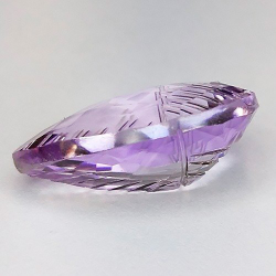 10,45 ct Birne, Spezialschliff Amethyst 18,68 x 13,73 x 7,92 mm.