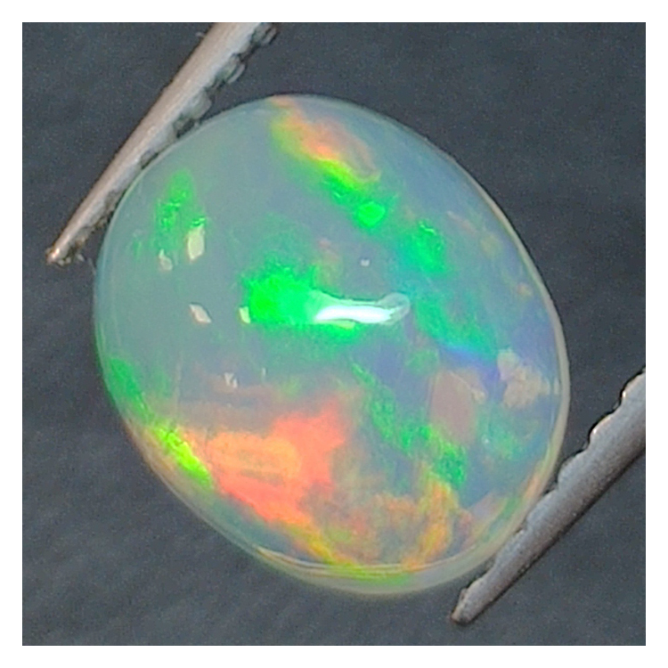 1,33ct Ópalo talla oval 8,8x7,3 mm