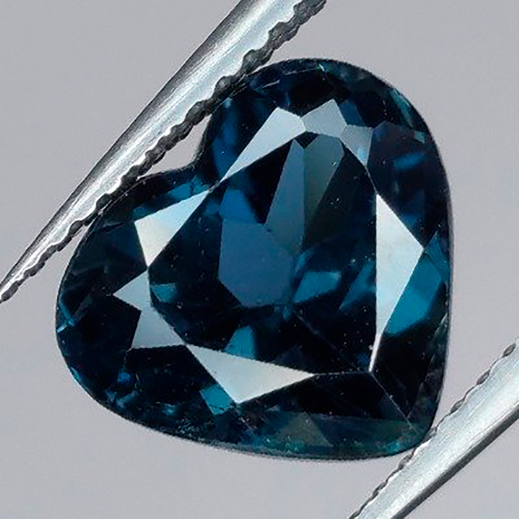 3.90 quilates Topacio Corazón Azul Londres 10.00 x 8.81 x 6.38 mm