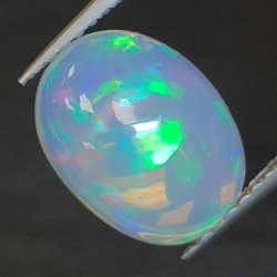 2,55ct Opale ovale 11,02x8,3 mm