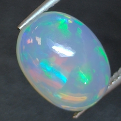 2,55ct Opale ovale 11,02x8,3 mm