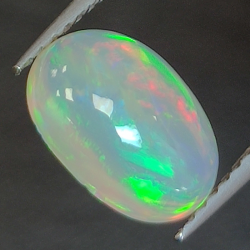 1,21ct Ópalo talla oval 9,7x6,7 mm