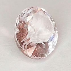Morganita oval de 2,05 ct 9,15 x 7,56 x 5,24 mm