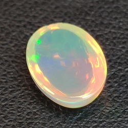 1,44ct Ópalo talla oval 9,6x7,2 mm