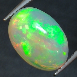 2,63ct Oval cut opal 11,4x7,8 mm