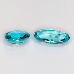 2,82 ct 2 Apatite ovale 10,02 x 5,79 x 3,51 e 7,09 x 6,62 x 3,74 mm