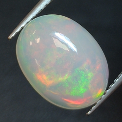 3,07ct Ópalo talla oval 12,04x8,7 mm