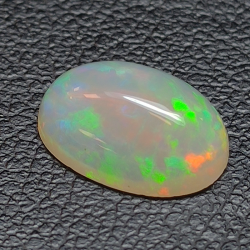 1,35ct Ópalo talla oval 10,6x6,8 mm