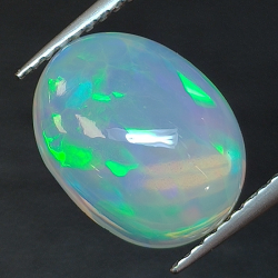 2,48ct Ópalo talla oval 11,4x8,8 mm