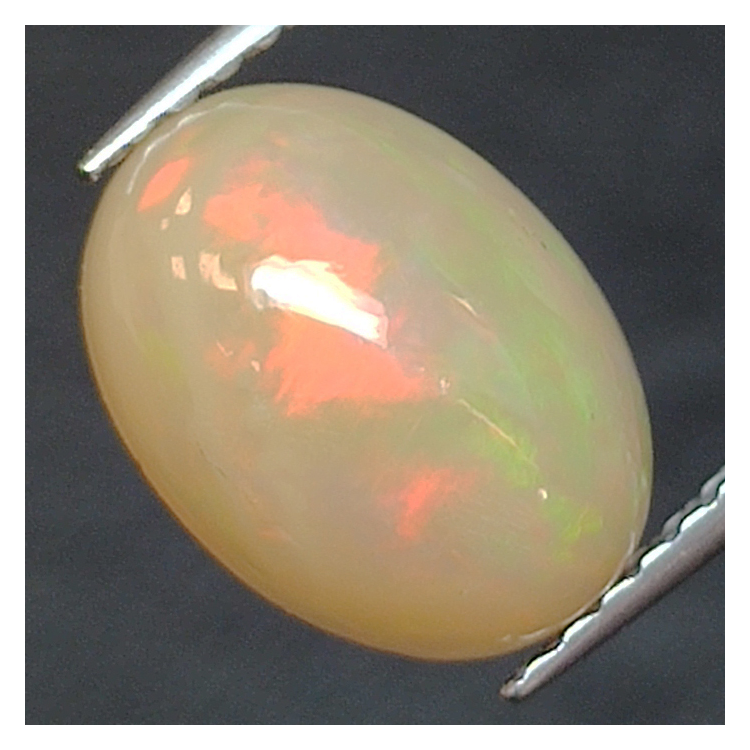 1,62ct Opal im Ovalschliff 10,1x7,5 mm