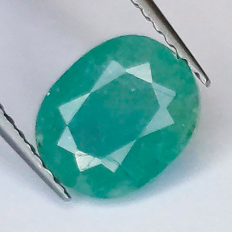 1,61 ct Grandidierite ovale 8,50 x 6,79 x 4,32 mm