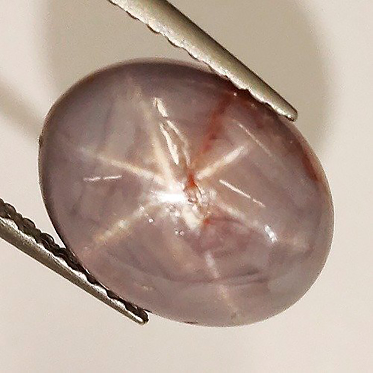 4,98 ct Zafiro Estrella Cabuchón Oval de  6,85 x 4,68 x 3,58 mm