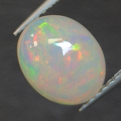 1,65ct Oval cut opal 9,4x7,6 mm