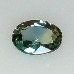 0,86 ct Oval Zafiro 6,47 x 4,94 x 2,91 mm