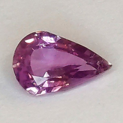 0,54 ct Zafiro pera 6,75 x 4,34 x 2,48 mm