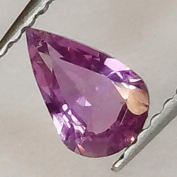 Zaffiro perlato 0,54 carati 6,75 x 4,34 x 2,48 mm