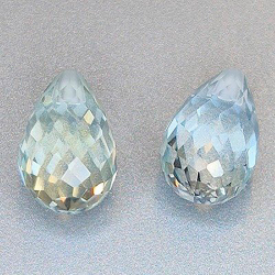8,80 ct Briolette Topas ca. 11,20 x 6,90 mm